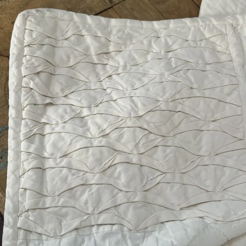Full Coverlet Hand Quilted Textured Patchwork Braided Trellis Squares Ivory Pink
